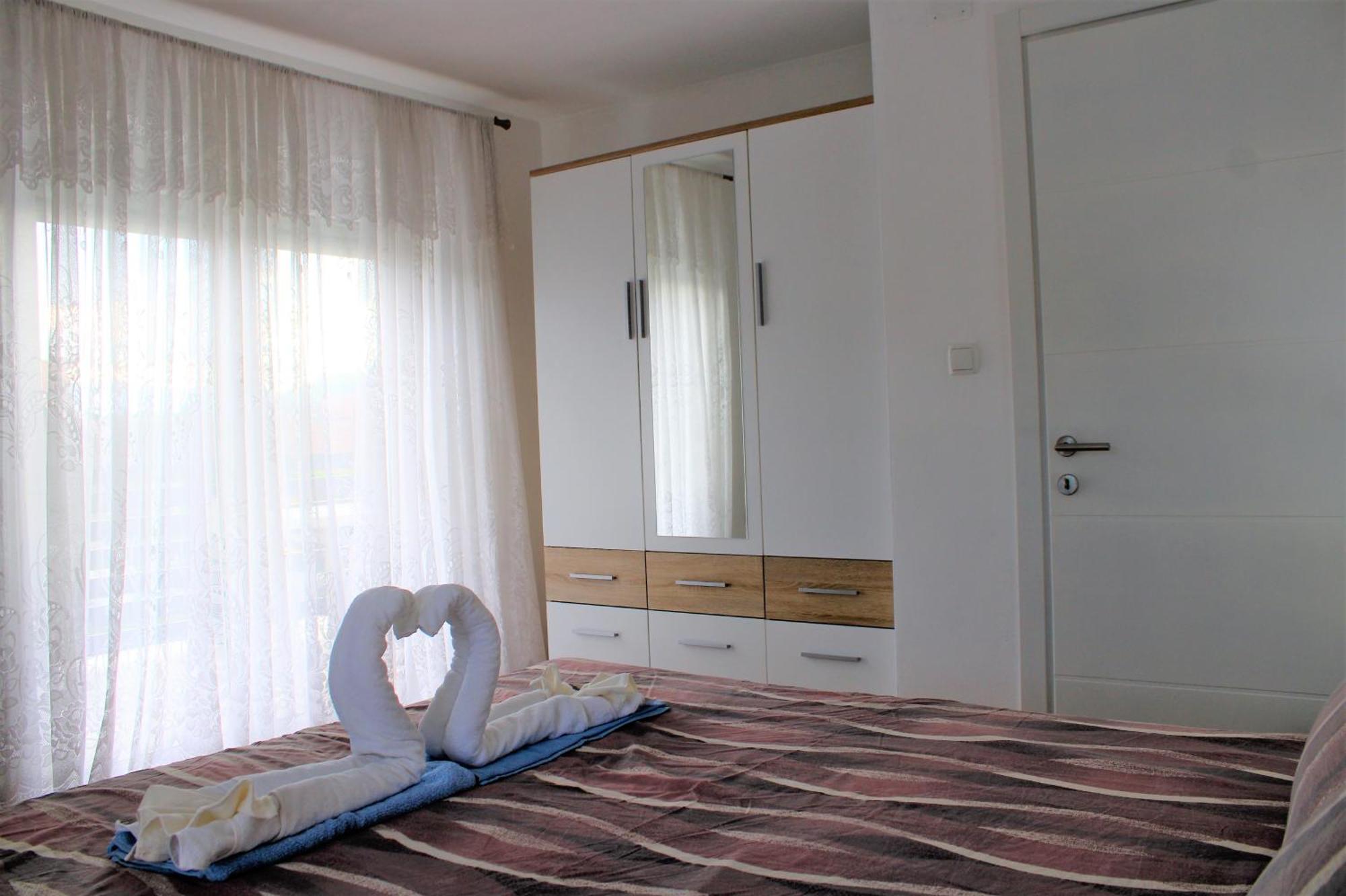 شقة Apartman Swans Otočac المظهر الخارجي الصورة